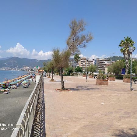 Holiday Home Casa Vacanze Salerno Exterior photo